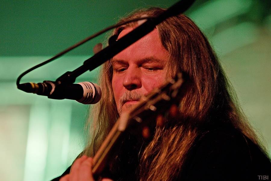 Arakain v Českých Budějovicích zahráli unplugged