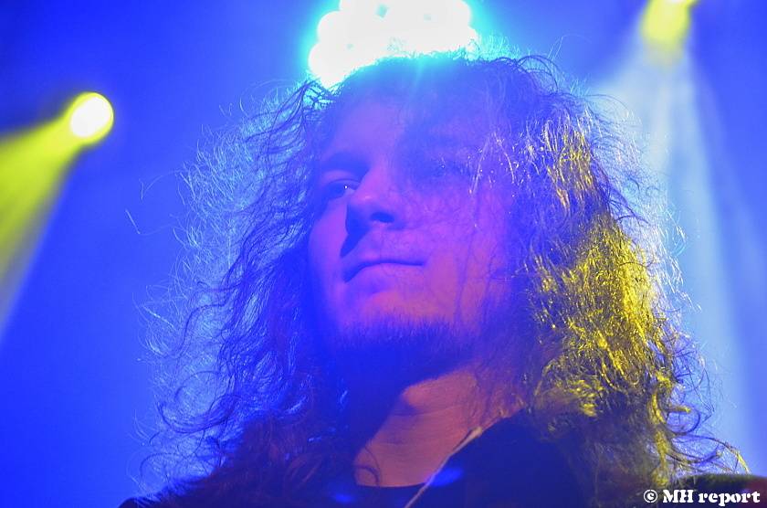 Arakain odehrál první ze dvou plzeňských koncertů, před thrashovou jízdou si je Šeříkovka poslechla unplugged