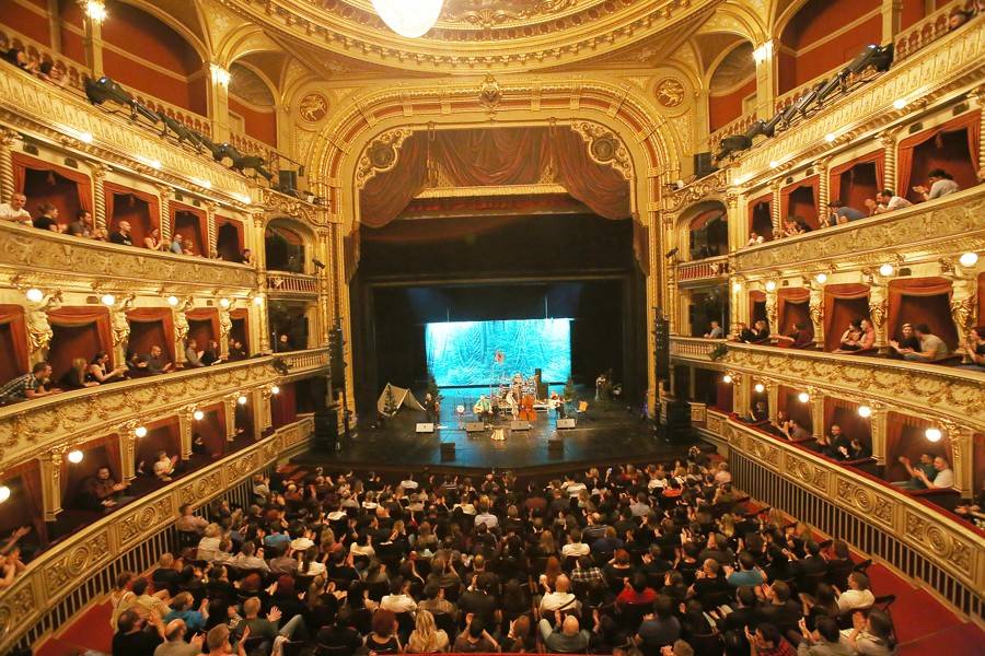 Wohnout unplugged v Brně: v Mahenově divadle voněly špekáčky