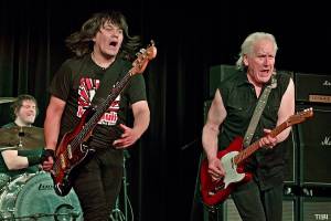 Katapult kázal v Písku tvrdý rock'n'roll