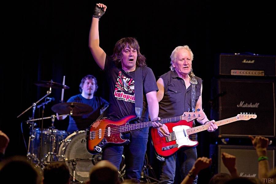 Katapult kázal v Písku tvrdý rock'n'roll