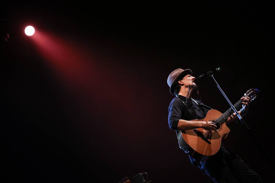 Držitel Grammy Jason Mraz potěšil svými písničkami Forum Karlín