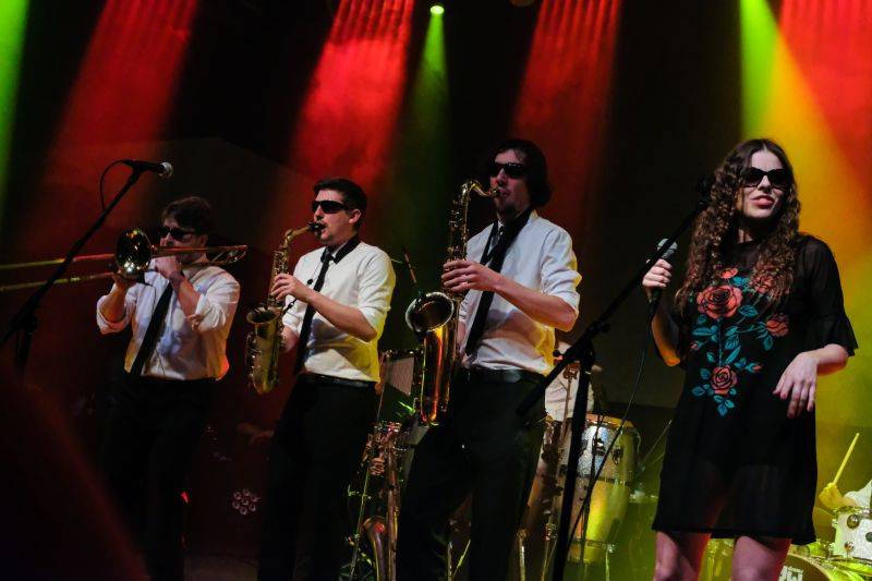 Laura a její tygři v Lucerna Music Baru pokřtili klip a strhli k tanci