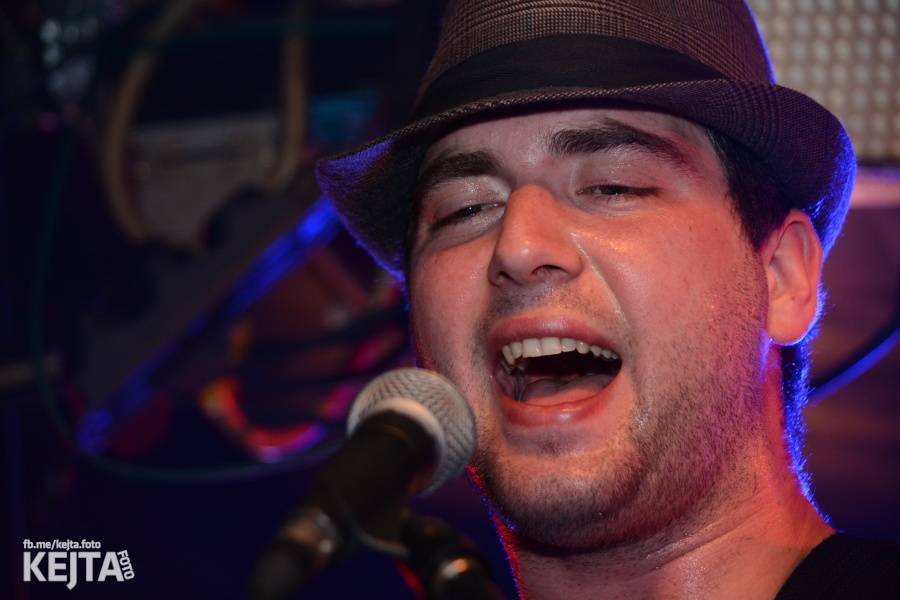 Žižkovská noc zahýbala Stormem! Imodium, Plexis i Totální nasazení roztančili fanoušky