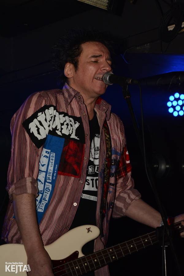 Žižkovská noc zahýbala Stormem! Imodium, Plexis i Totální nasazení roztančili fanoušky