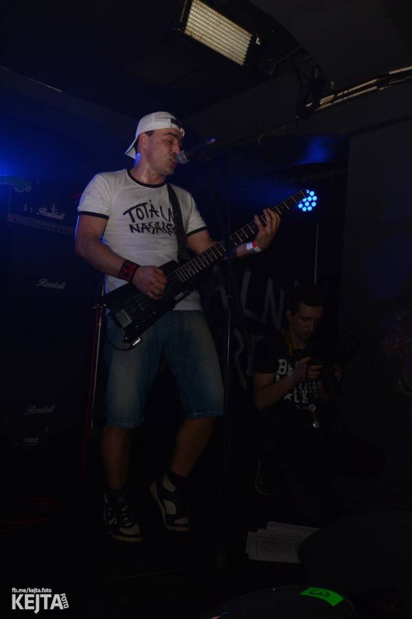 Žižkovská noc zahýbala Stormem! Imodium, Plexis i Totální nasazení roztančili fanoušky