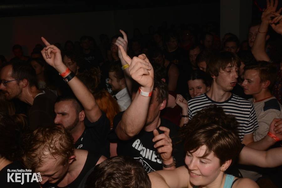 Žižkovská noc zahýbala Stormem! Imodium, Plexis i Totální nasazení roztančili fanoušky