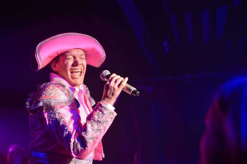 Monkey Business rozjeli svou růžovou funky show i v Ostravě