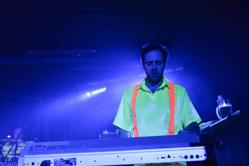 Monkey Business rozjeli svou růžovou funky show i v Ostravě