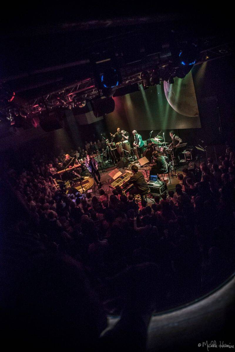 Planety spojily děti a dospělé v pražském Lucerna Music Baru