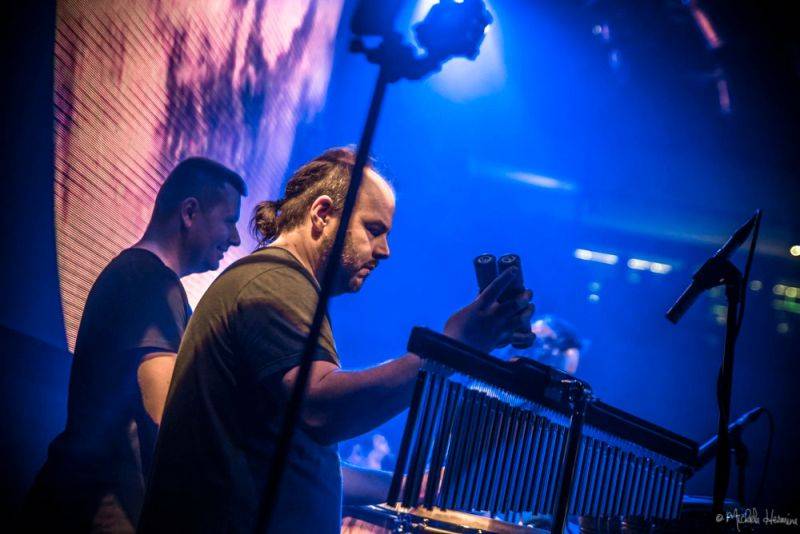 Planety spojily děti a dospělé v pražském Lucerna Music Baru