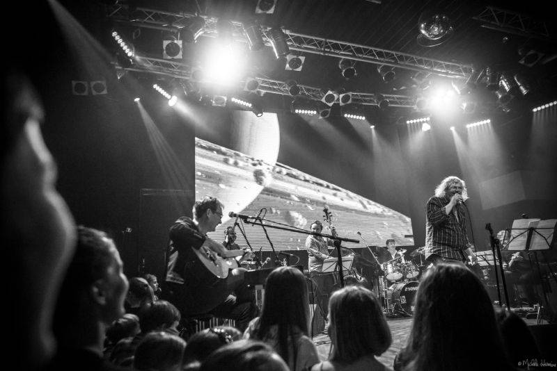 Planety spojily děti a dospělé v pražském Lucerna Music Baru