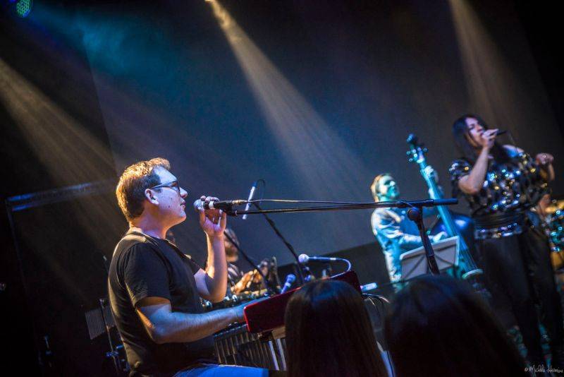 Planety spojily děti a dospělé v pražském Lucerna Music Baru