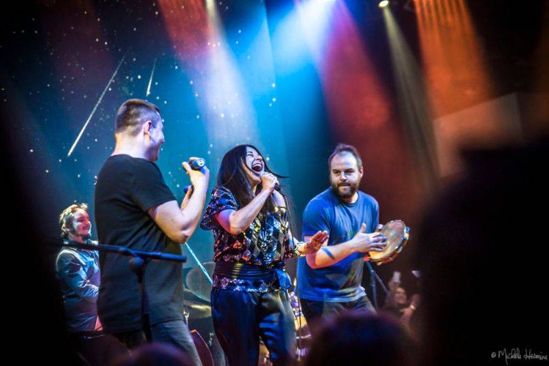 Planety spojily děti a dospělé v pražském Lucerna Music Baru