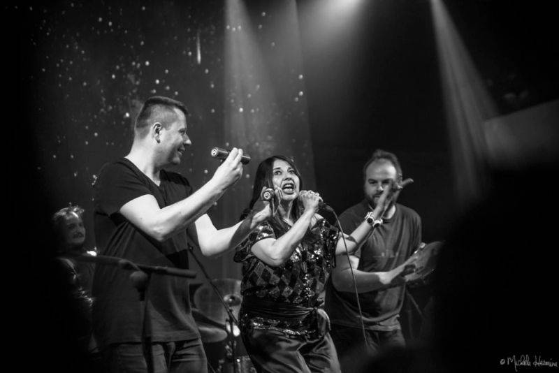 Planety spojily děti a dospělé v pražském Lucerna Music Baru