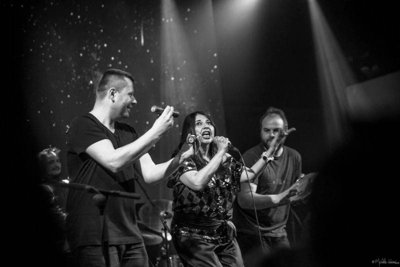 Planety spojily děti a dospělé v pražském Lucerna Music Baru