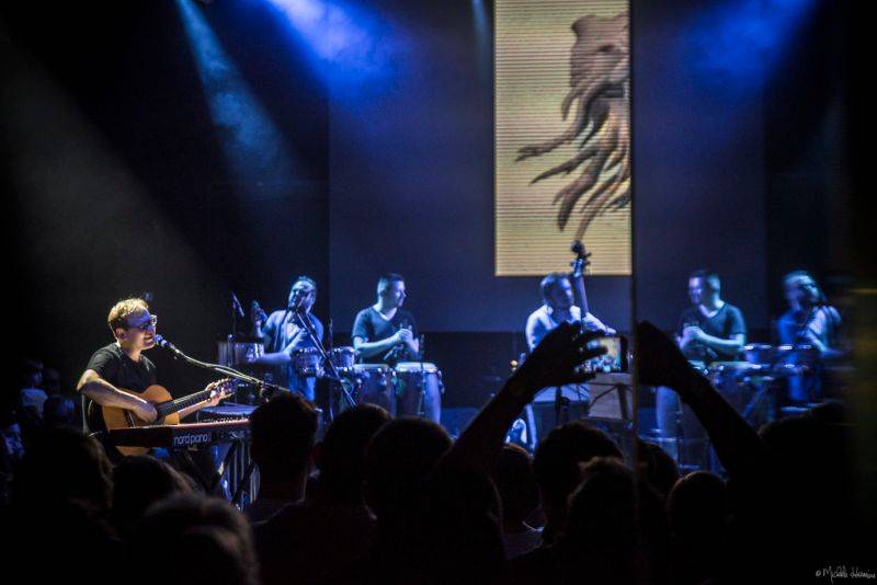 Planety spojily děti a dospělé v pražském Lucerna Music Baru