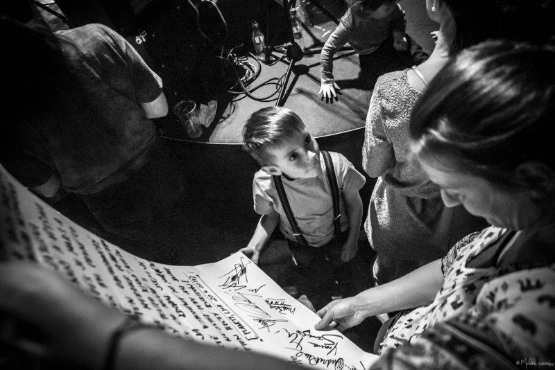 Planety spojily děti a dospělé v pražském Lucerna Music Baru