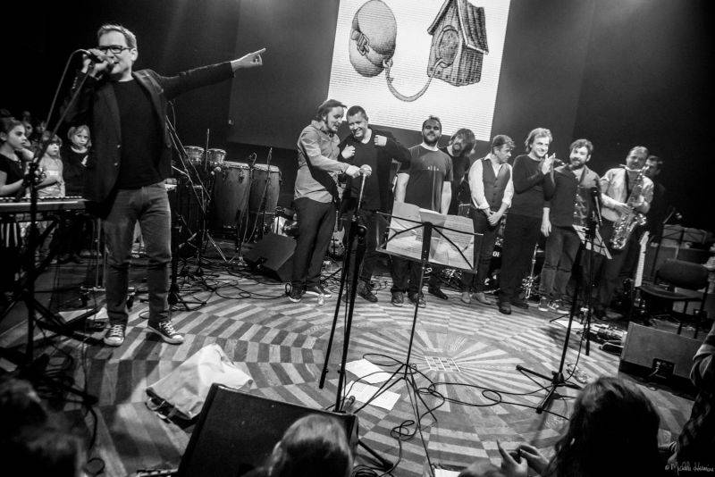 Planety spojily děti a dospělé v pražském Lucerna Music Baru