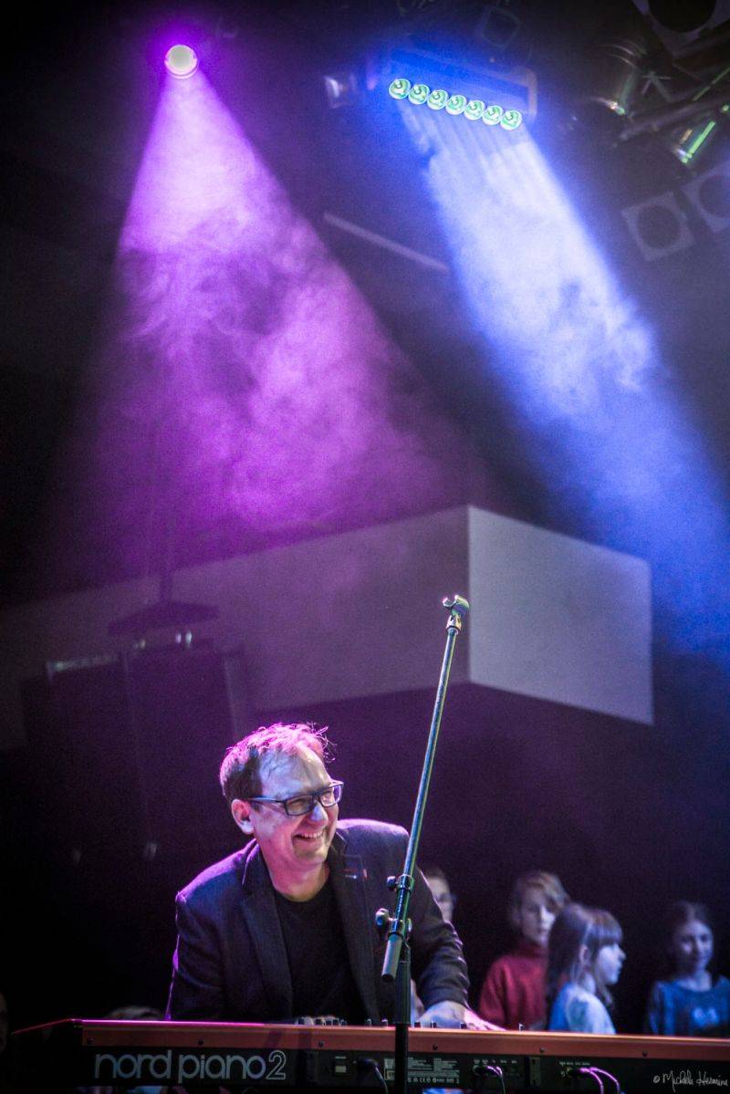 Planety spojily děti a dospělé v pražském Lucerna Music Baru