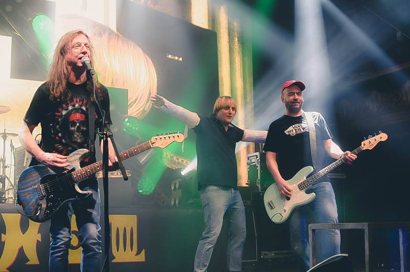 Alkehol oslavil v Lucerně čtvrtstoletí, popřáli Lukáš Pavlásek, Tři sestry nebo Josef Vojtek