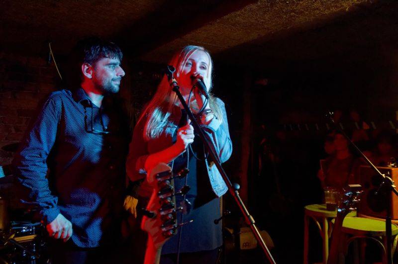 Wohnout potěšili akustickým koncertem i pražské publikum