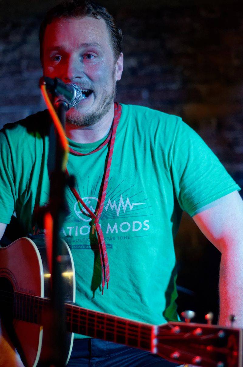 Wohnout potěšili akustickým koncertem i pražské publikum