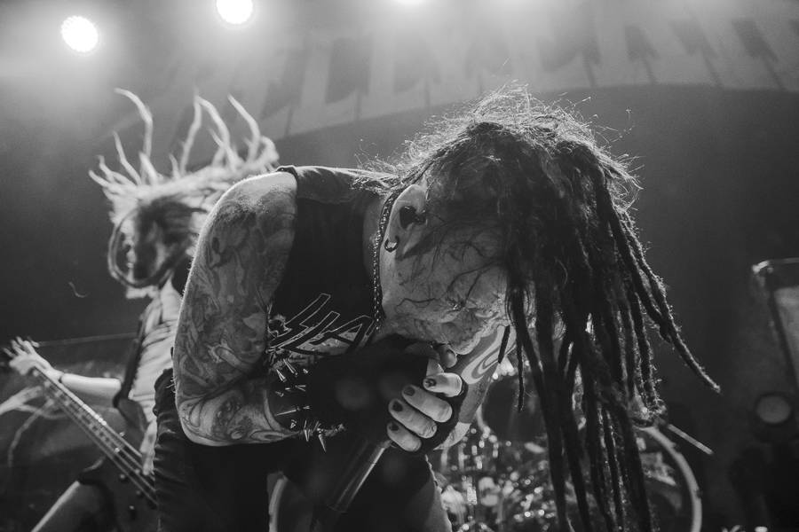 KoRn řádili ve Foru Karlín jako za starých dobrých časů