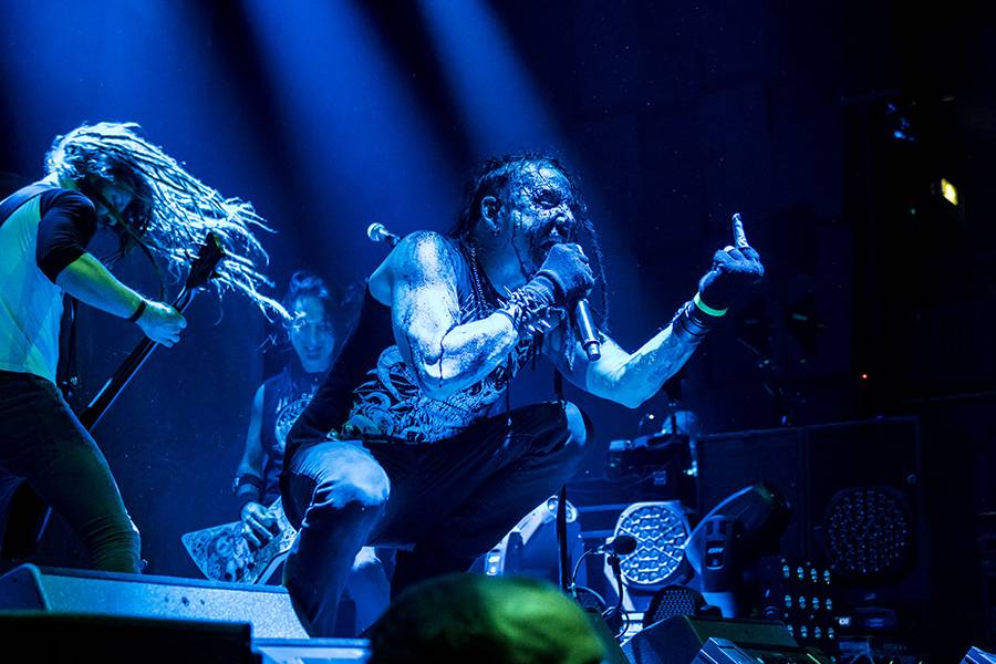 KoRn řádili ve Foru Karlín jako za starých dobrých časů