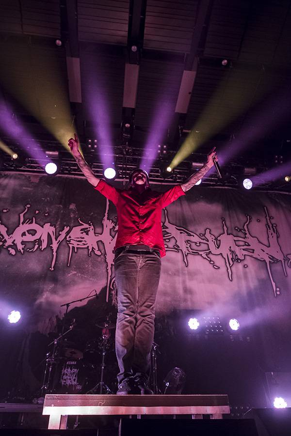 KoRn řádili ve Foru Karlín jako za starých dobrých časů