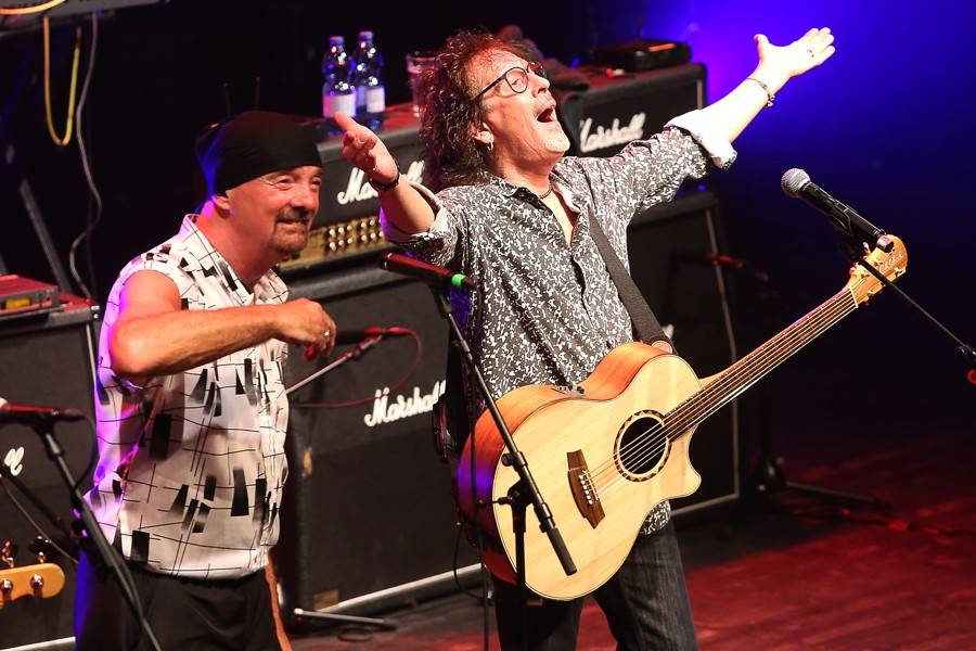 Smokie v Brně nezapomněli ani na Alice