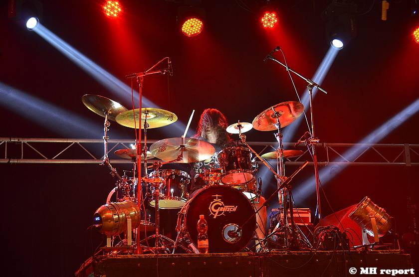 Ozzy Osbourne a Lemmy z Motörhead na jednom pódiu! Revivaly legendárních kapel hrály v Plzni