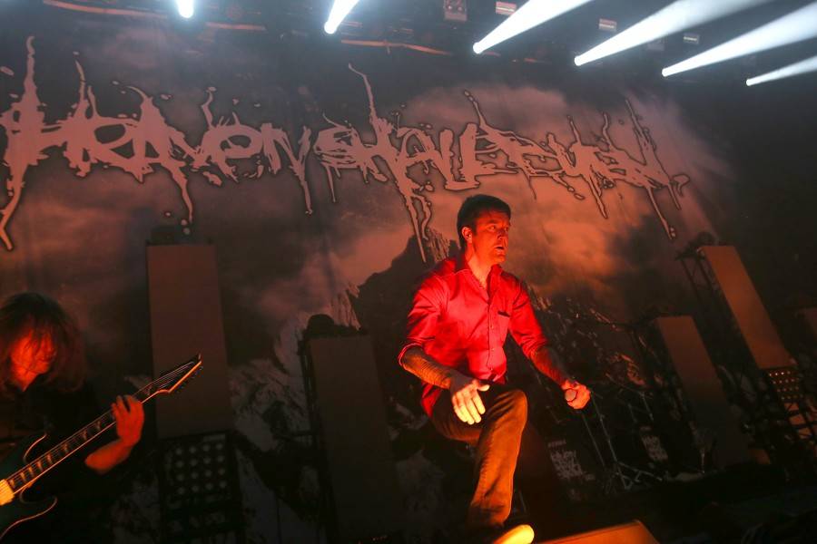 Korn rozpálili Bratislavu svou koncertní energií