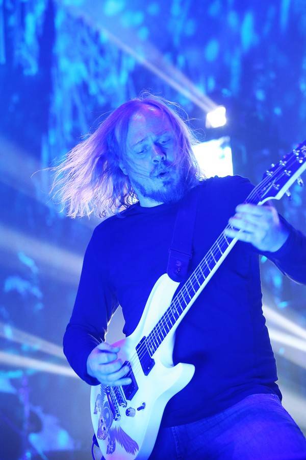 Korn rozpálili Bratislavu svou koncertní energií