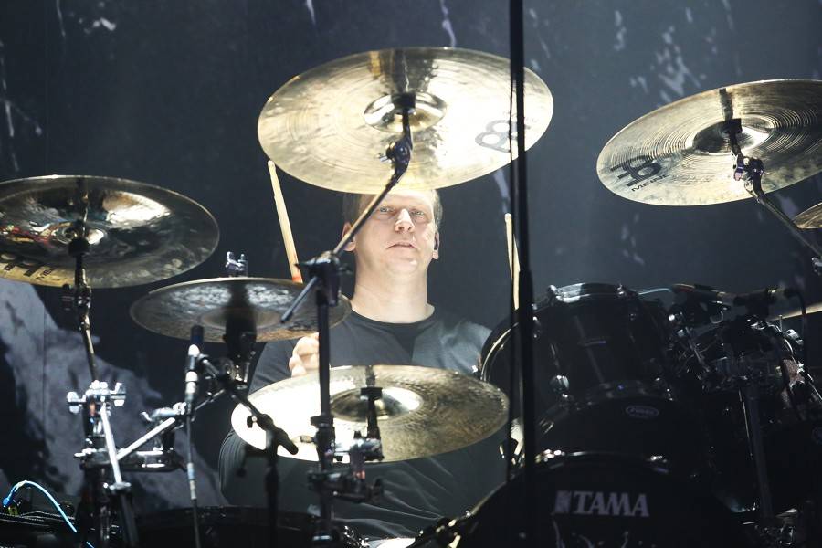 Korn rozpálili Bratislavu svou koncertní energií