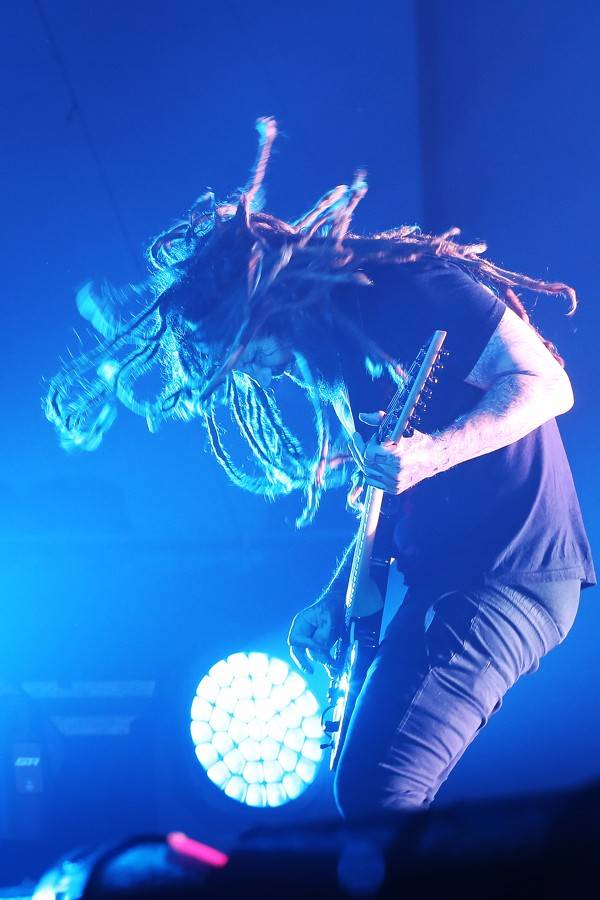 Korn rozpálili Bratislavu svou koncertní energií