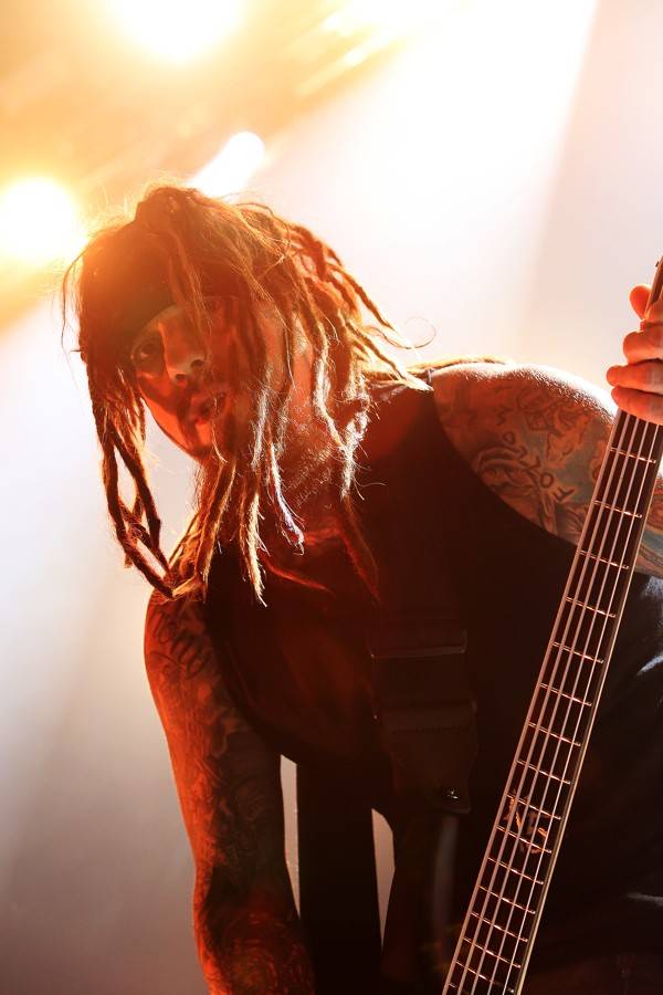 Korn rozpálili Bratislavu svou koncertní energií