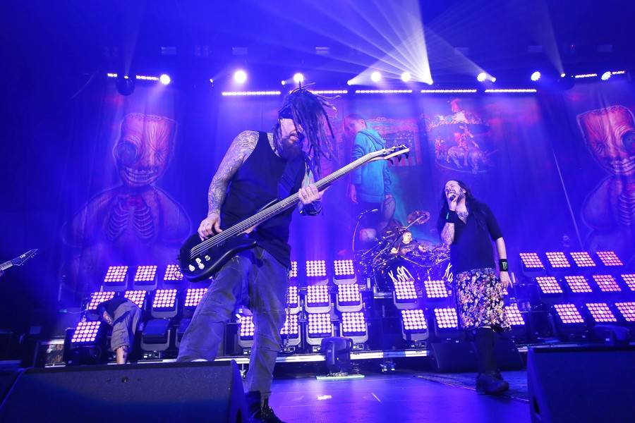 Korn rozpálili Bratislavu svou koncertní energií
