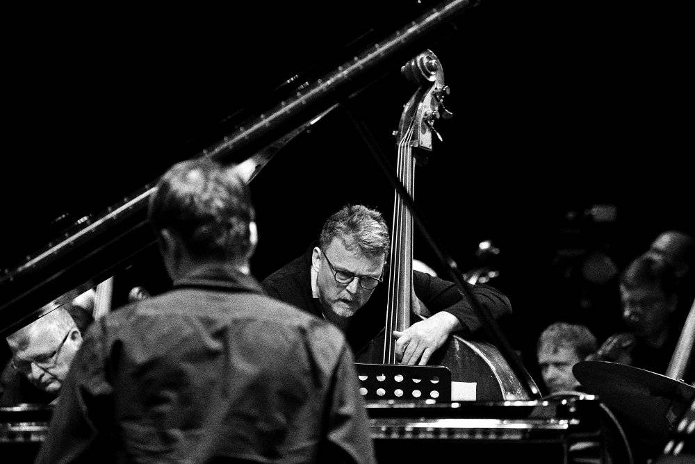 Kamerunský hudebník Richard Bona, přezdívaný 