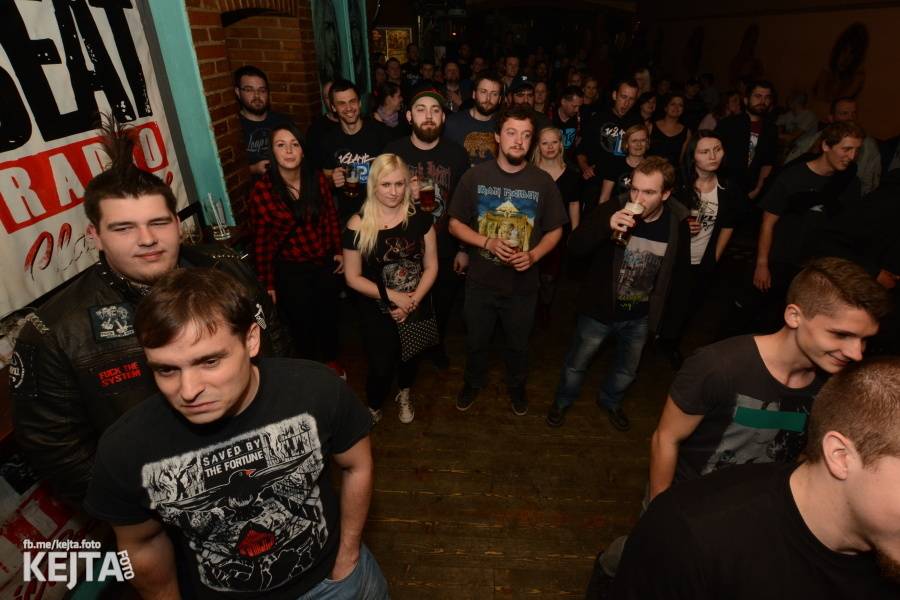 N.V.Ú. a Volant v Praze hlásili: Budoucnost už byla!