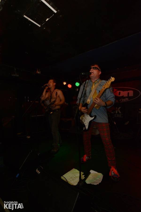 N.V.Ú. a Volant v Praze hlásili: Budoucnost už byla!