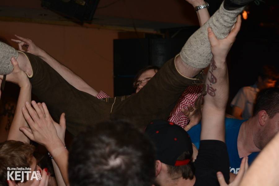 N.V.Ú. a Volant v Praze hlásili: Budoucnost už byla!