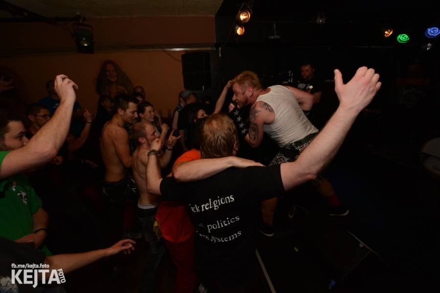 N.V.Ú. a Volant v Praze hlásili: Budoucnost už byla!