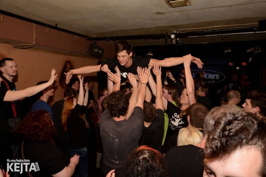 N.V.Ú. a Volant v Praze hlásili: Budoucnost už byla!