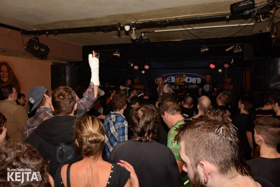 N.V.Ú. a Volant v Praze hlásili: Budoucnost už byla!