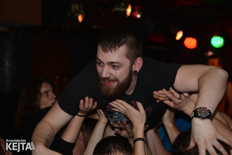 N.V.Ú. a Volant v Praze hlásili: Budoucnost už byla!