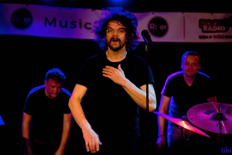 Dan Bárta s Balzar Triem předvedli v Českých Budějovicích také novinky