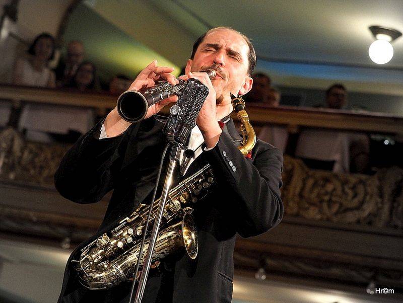 Ondřej Havelka s Melody Makers roztančil Lucernu swingem