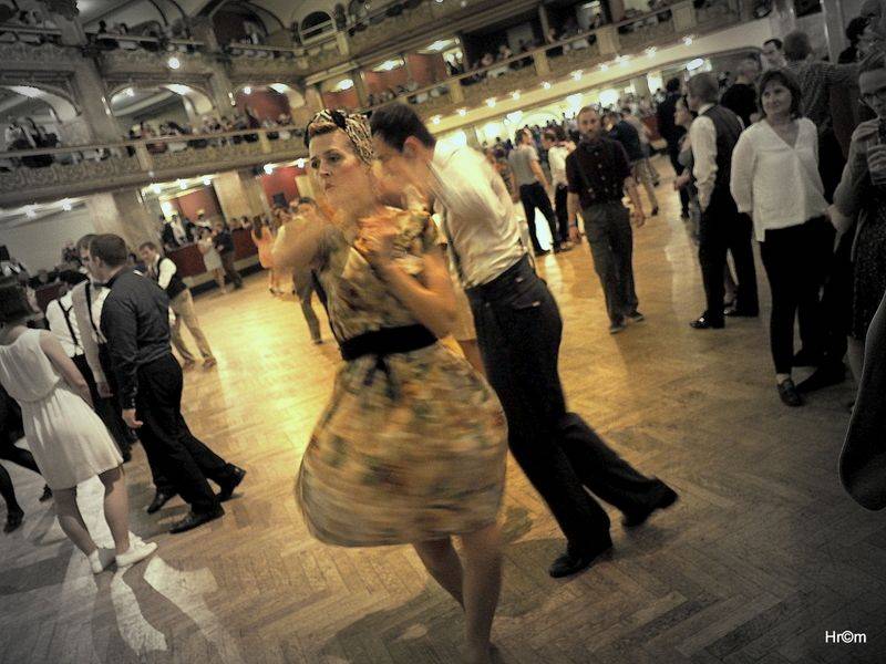 Ondřej Havelka s Melody Makers roztančil Lucernu swingem