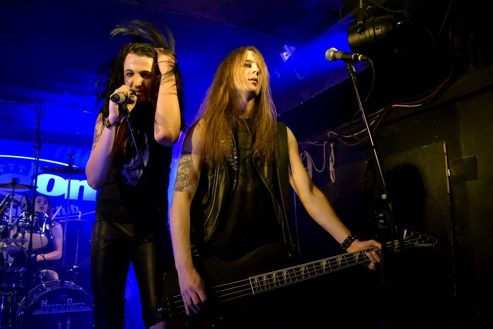 Shameless, The Agony a Nasty Ratz řádili v pražském Vagonu